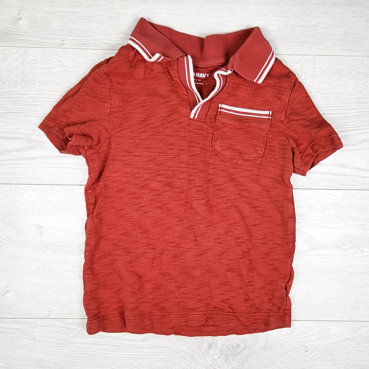 Old Navy red knit polo shirt. Size 4T