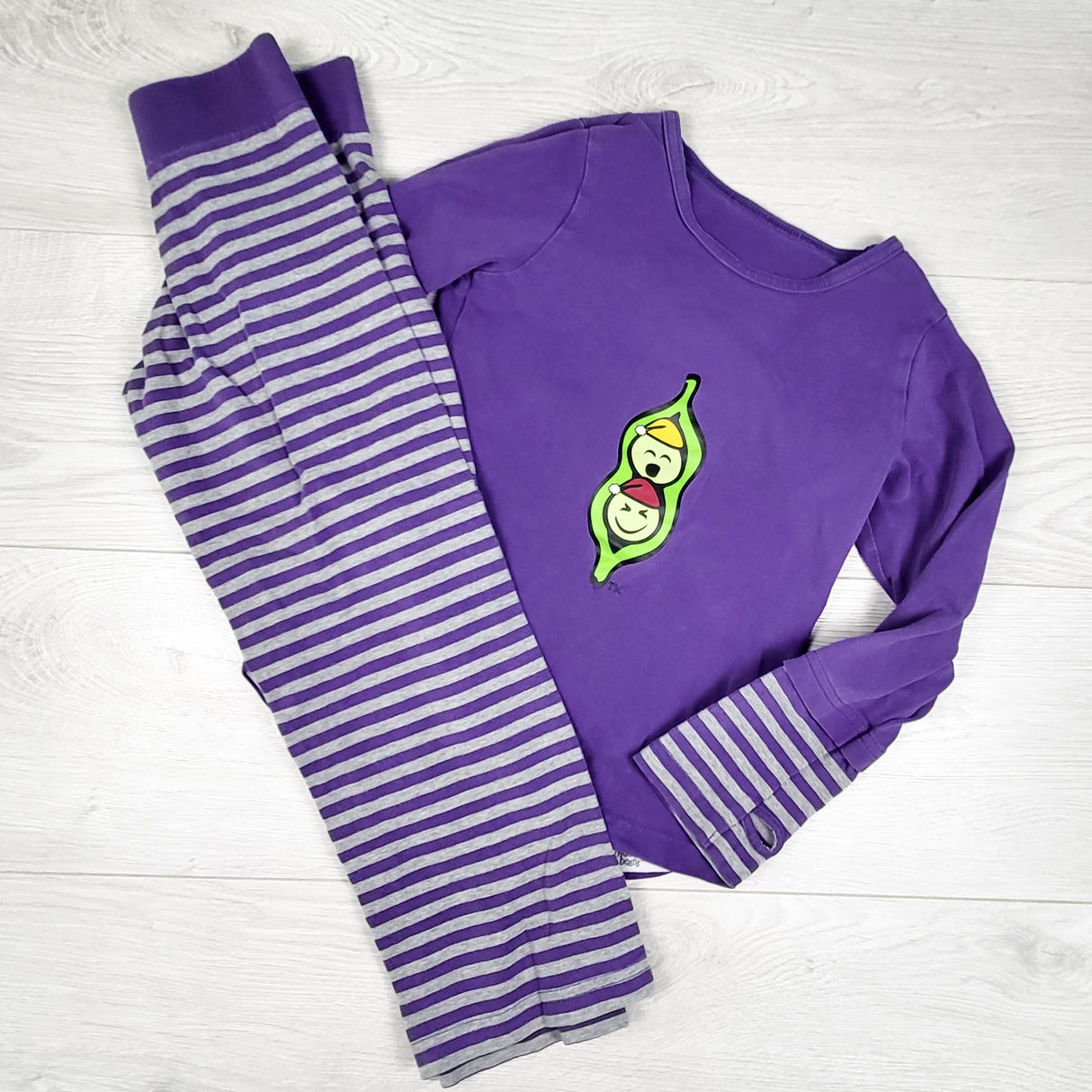 Peekaboo Beans purple and grey striped 2pc set. Size 5T