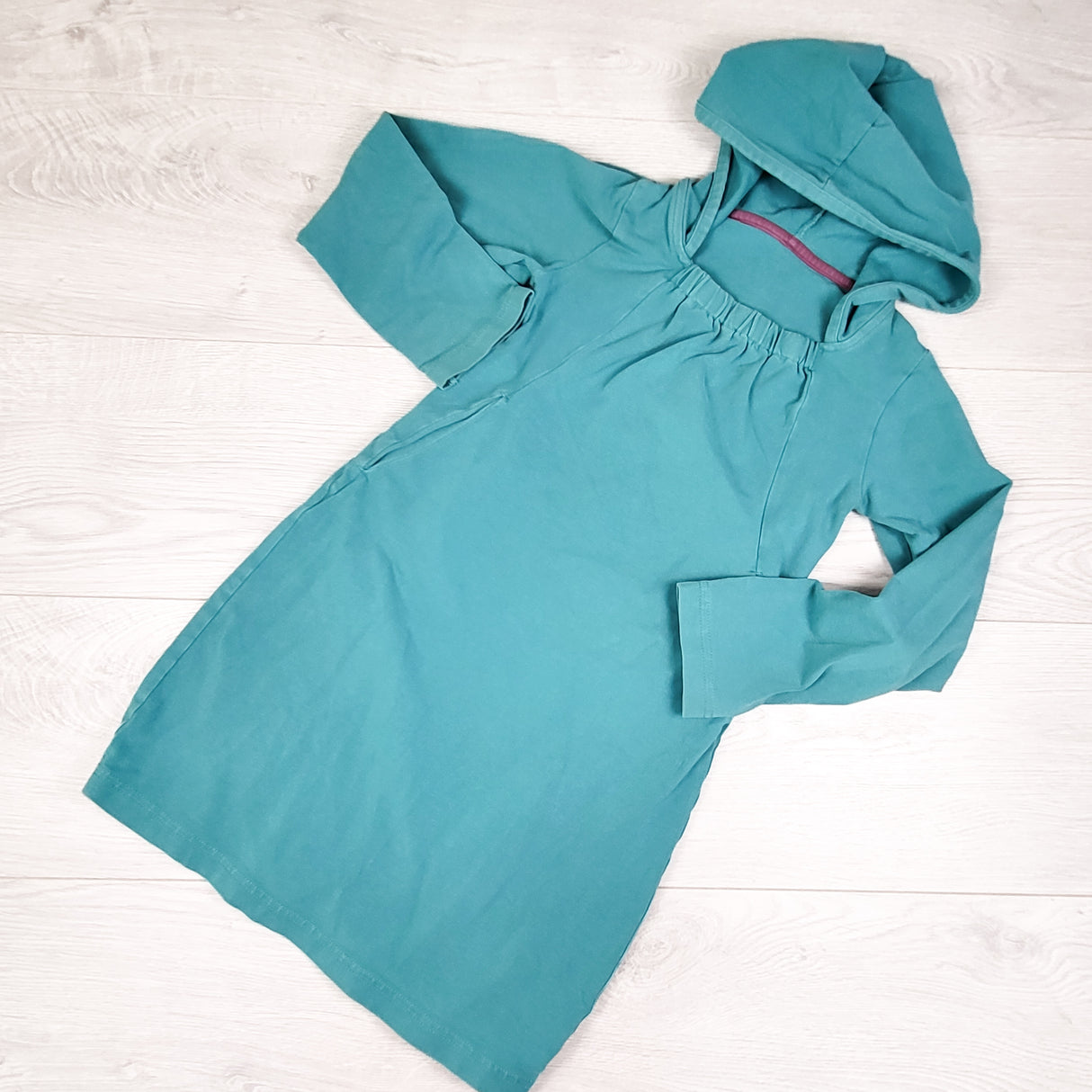 Peekaboo Beans aqua green squareneck hooded dress. Size 6