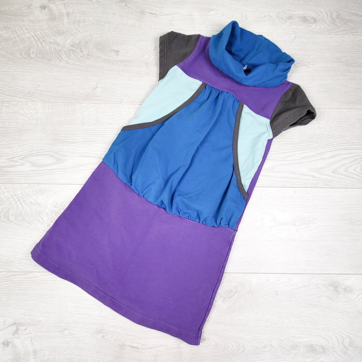 Peekaboo Beans blue and purple cowl neck dress. Size 6