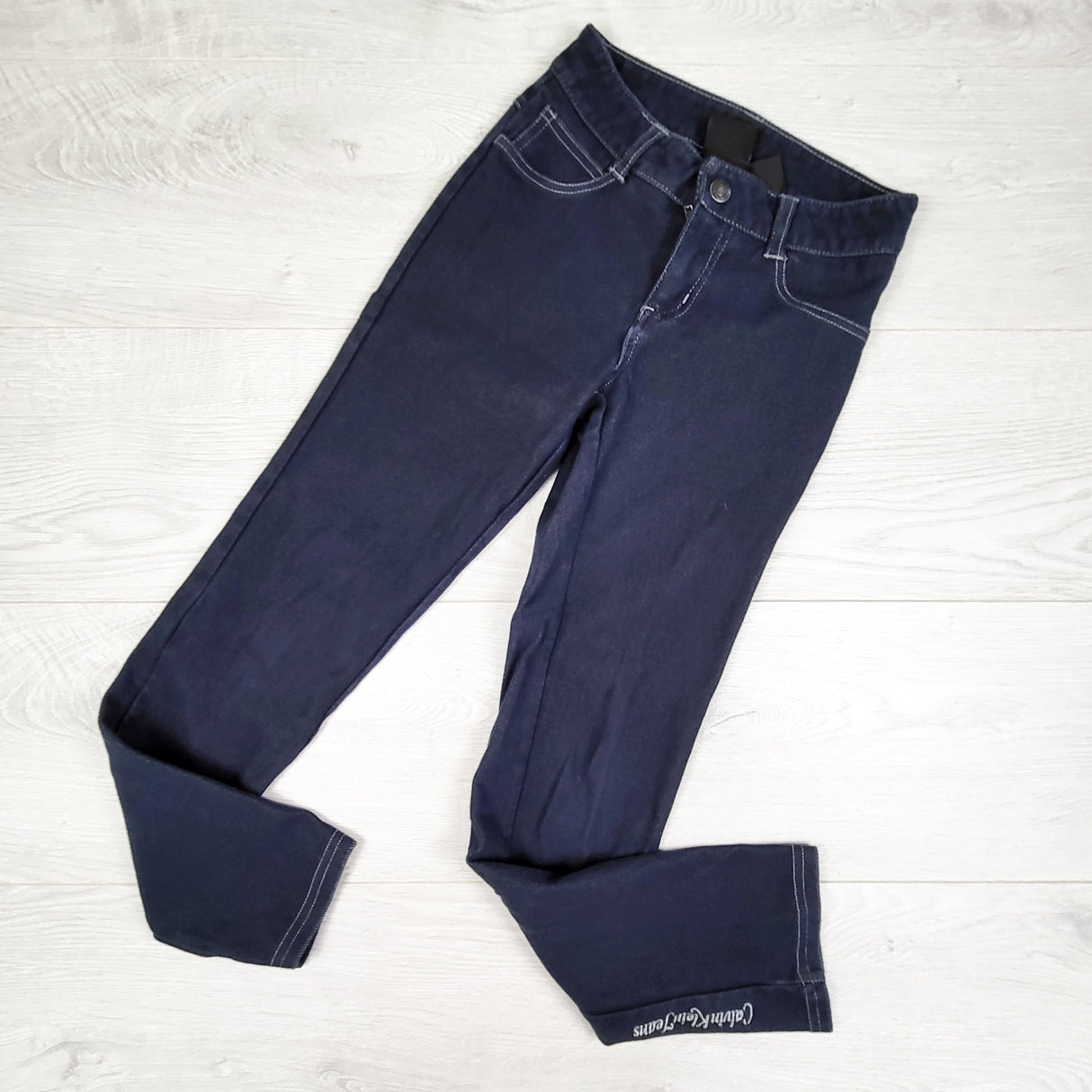 Calvin Klein denim look cotton jeggings. Size 8