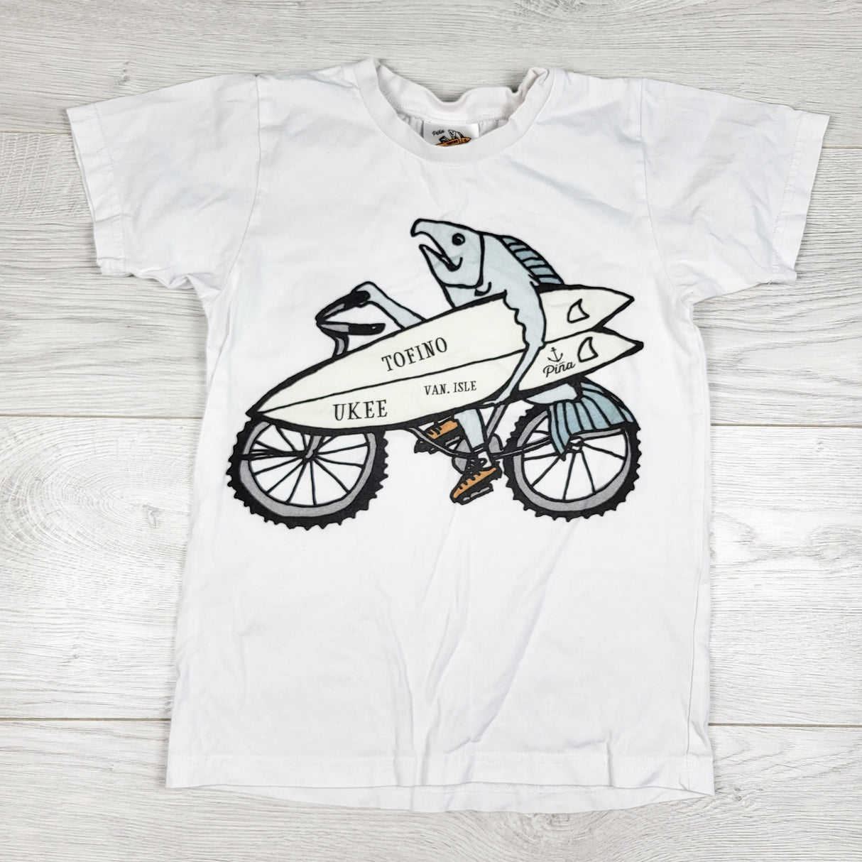 Pina Styles white Tofino t-shirt with fish on bike. Size 8