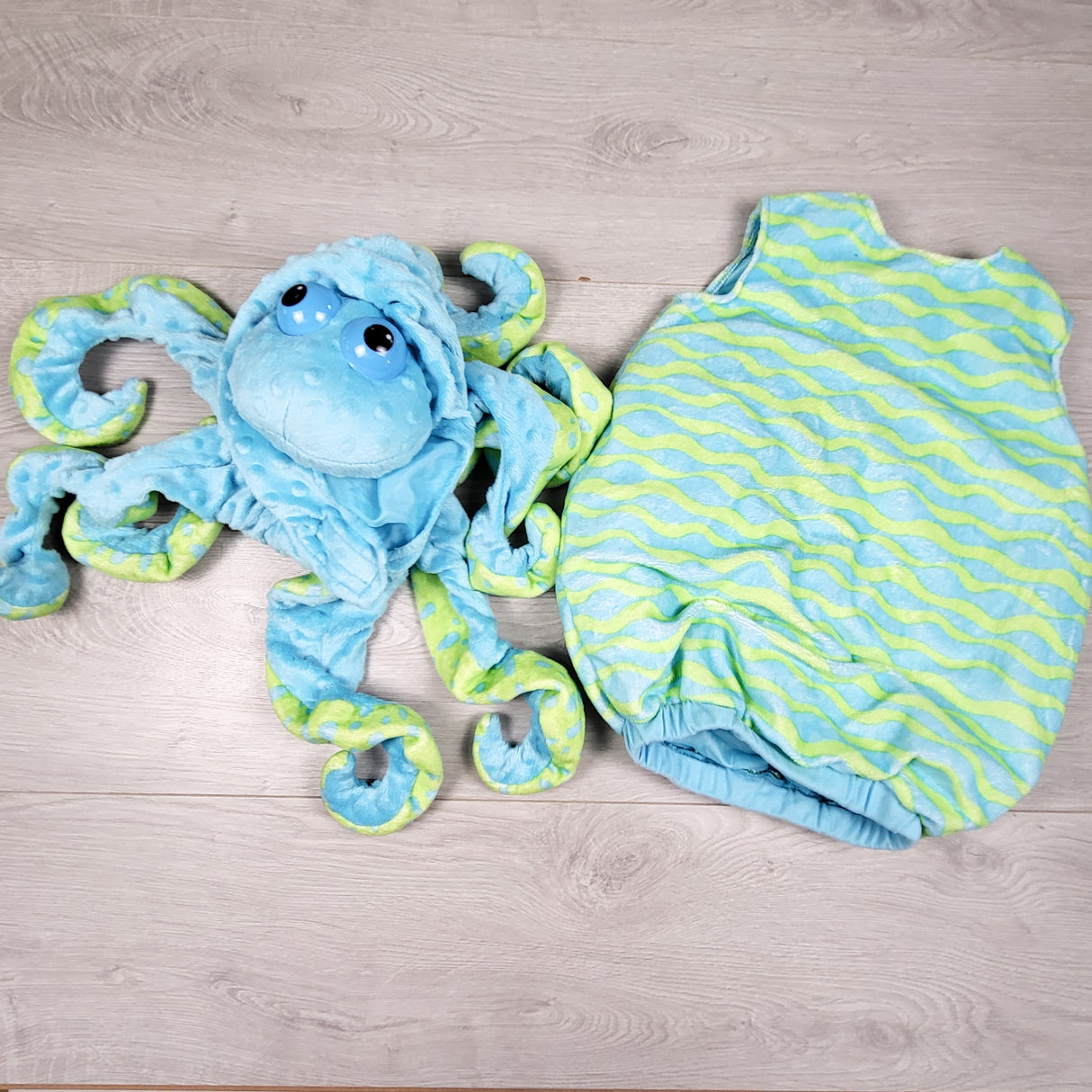 Princess Paradise 2pc squid costume. Size 6-12 months