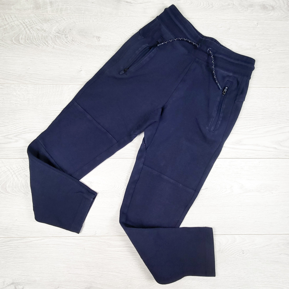 Old Navy navy active joggers. Size 8