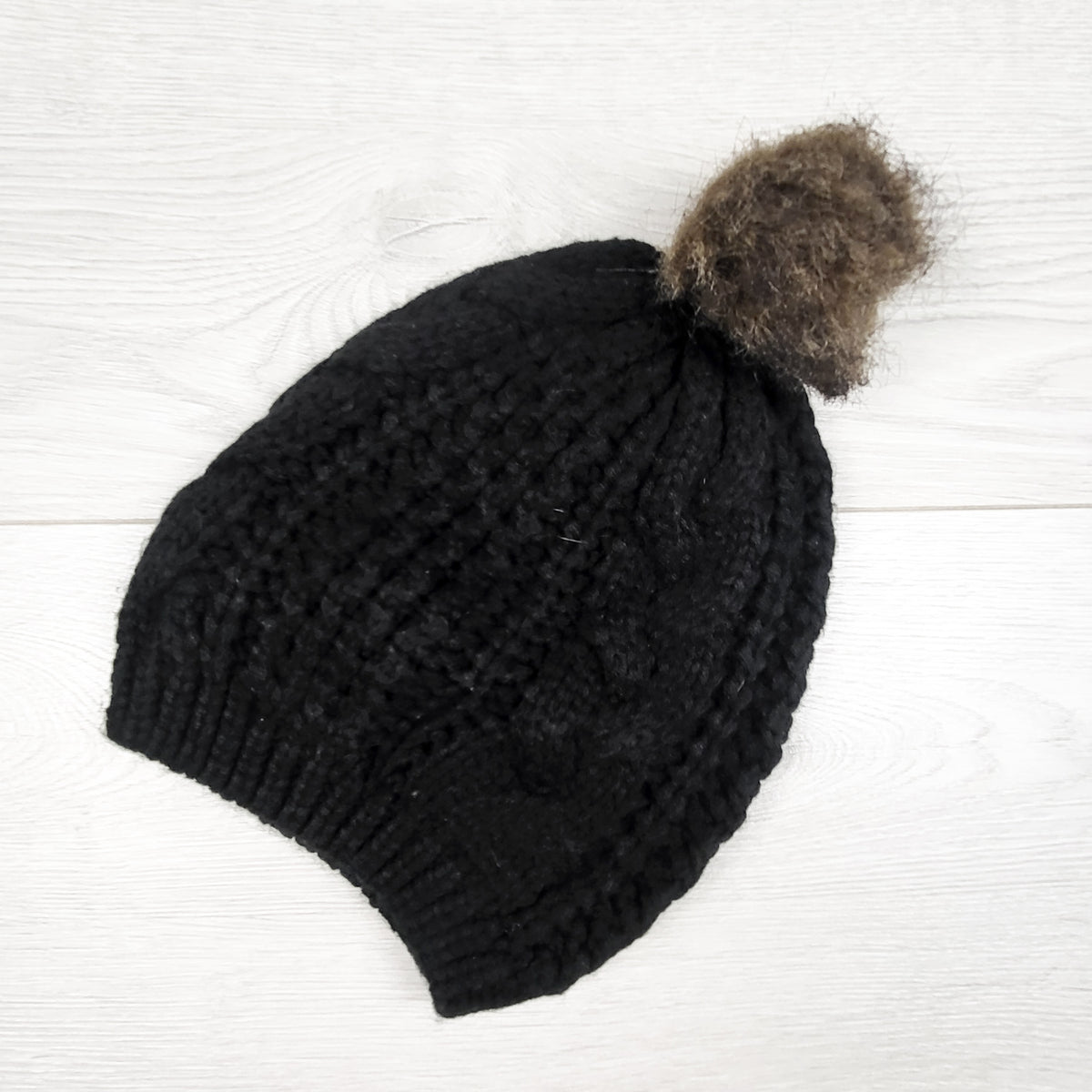 Ardene black cable knit pom pom toque. One size fits all