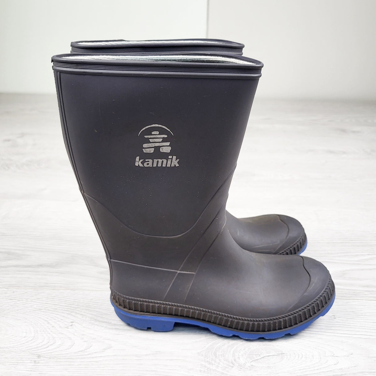 Kamik grey rain boots. Youth size 2