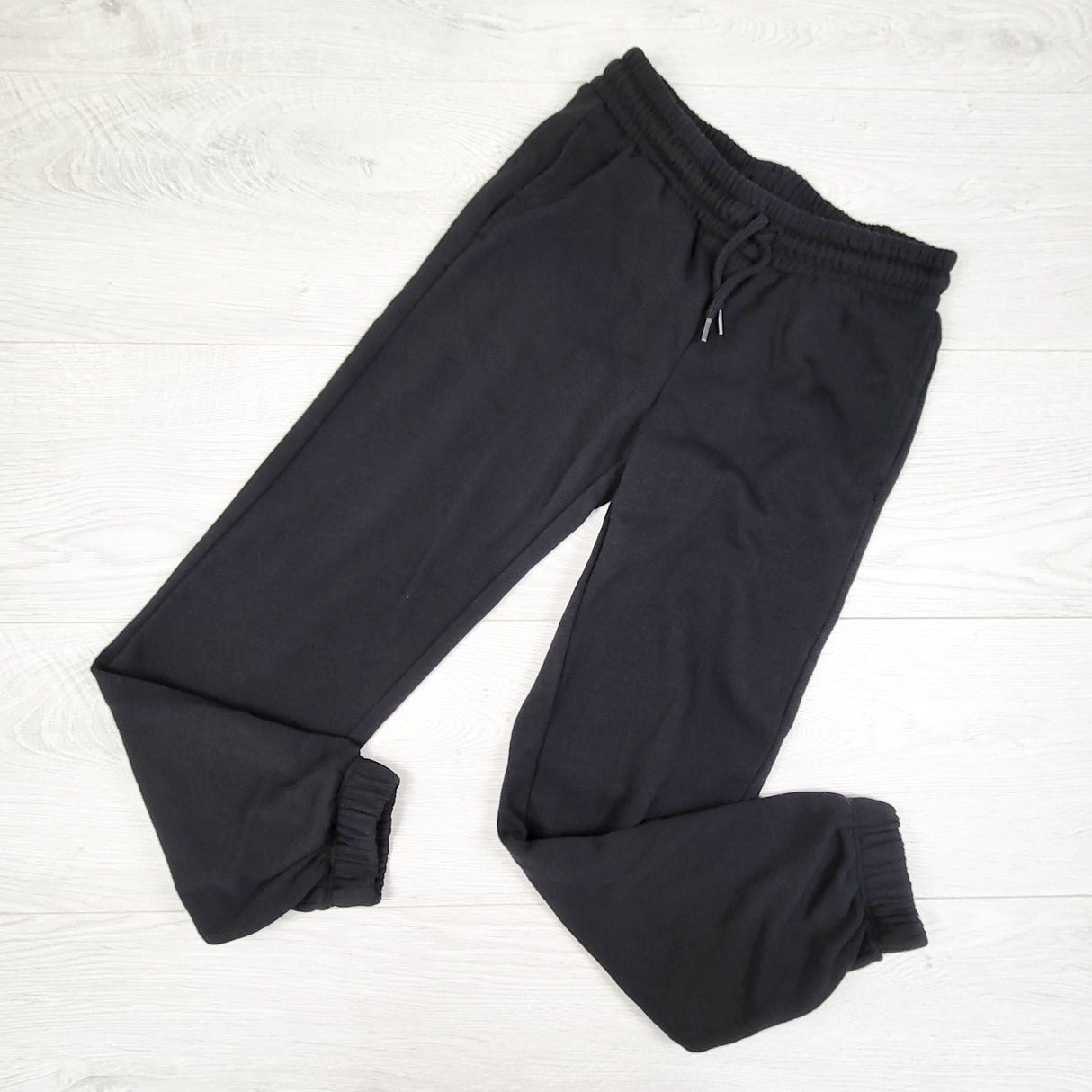 Old Navy black sweat pants. Size 8