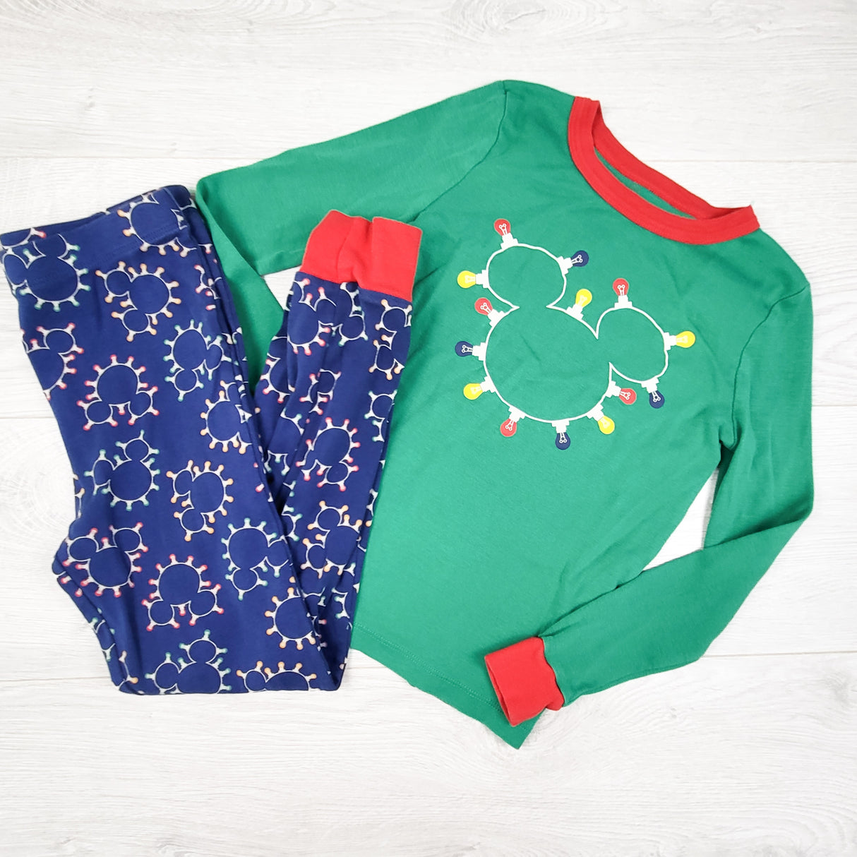 Joe Fresh navy and green 2pc Mickey Mouse holiday PJs. Size 7/8