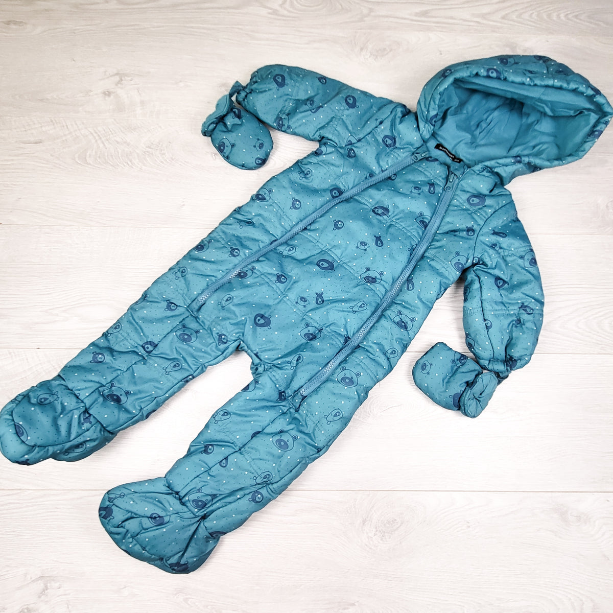 In Extenso Teal Bear-Print Fleece-Lined Baby Snowsuit. Size 9-12 months