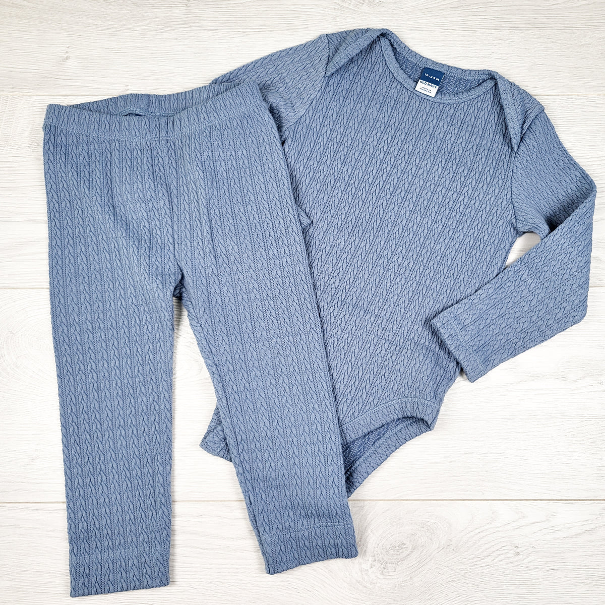 Old Navy blue cable knit style 2pc bodysuit set. Size 18-24 months