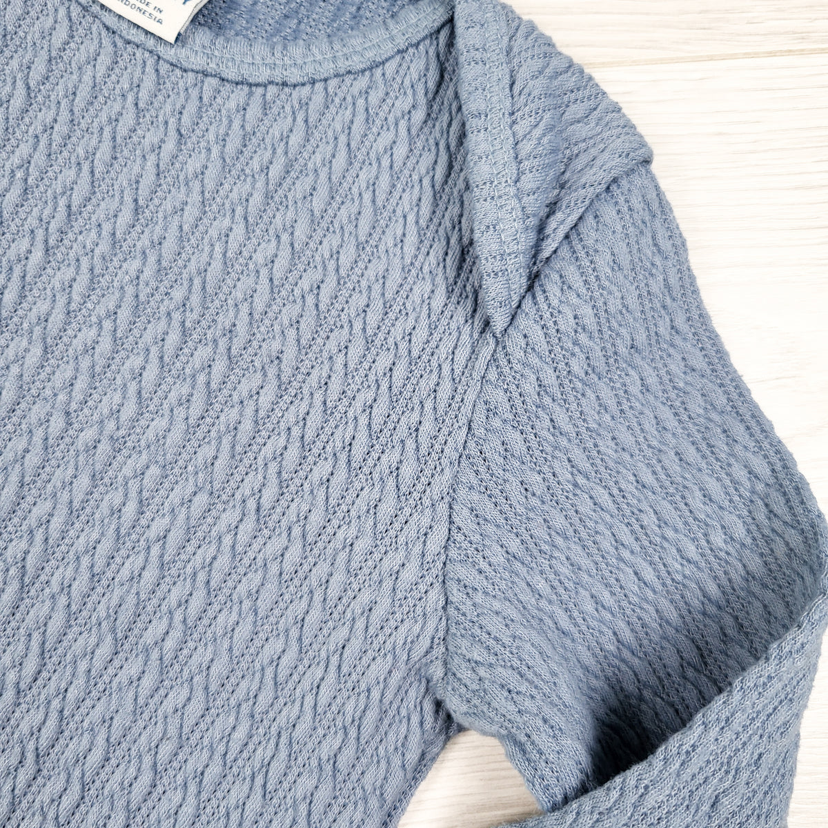 Old Navy blue cable knit style 2pc bodysuit set. Size 18-24 months