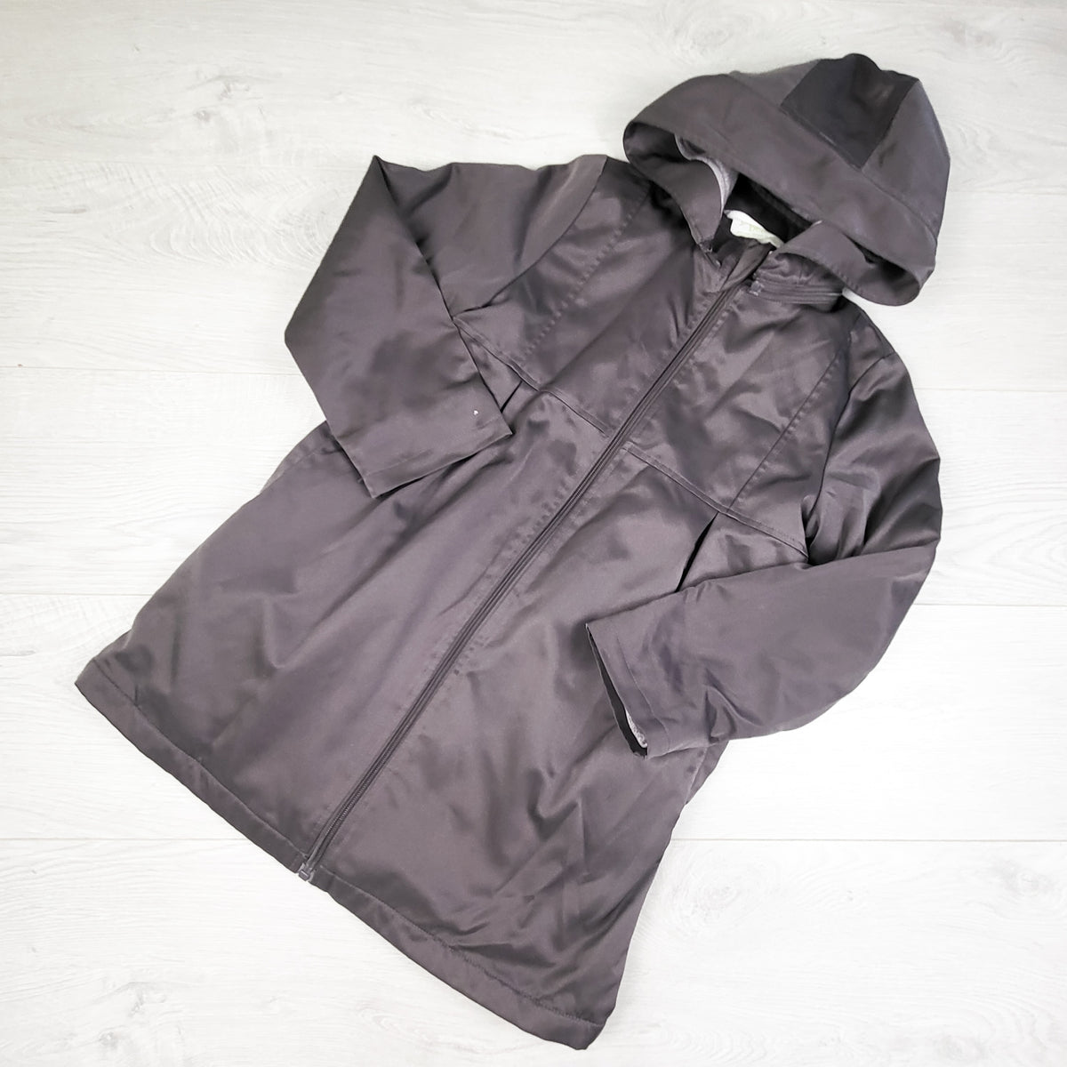 Peekaboo Beans grey hooded satin look jacket with fleece lining. Size 8 - AS IS