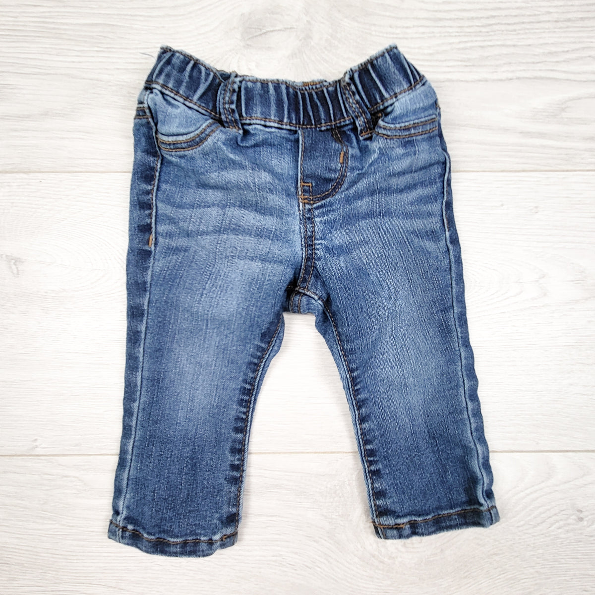 Oshkosh distressed jeggings. Size 6 months