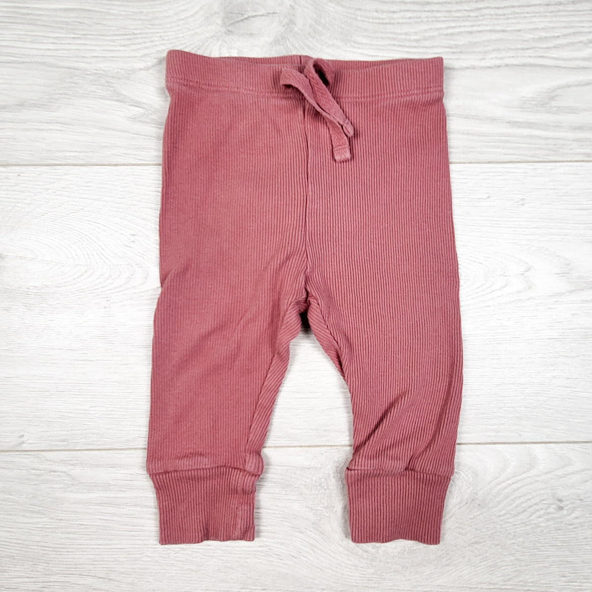 Gap dusty pink ribbed organic cotton leggings. Size 3-6 months