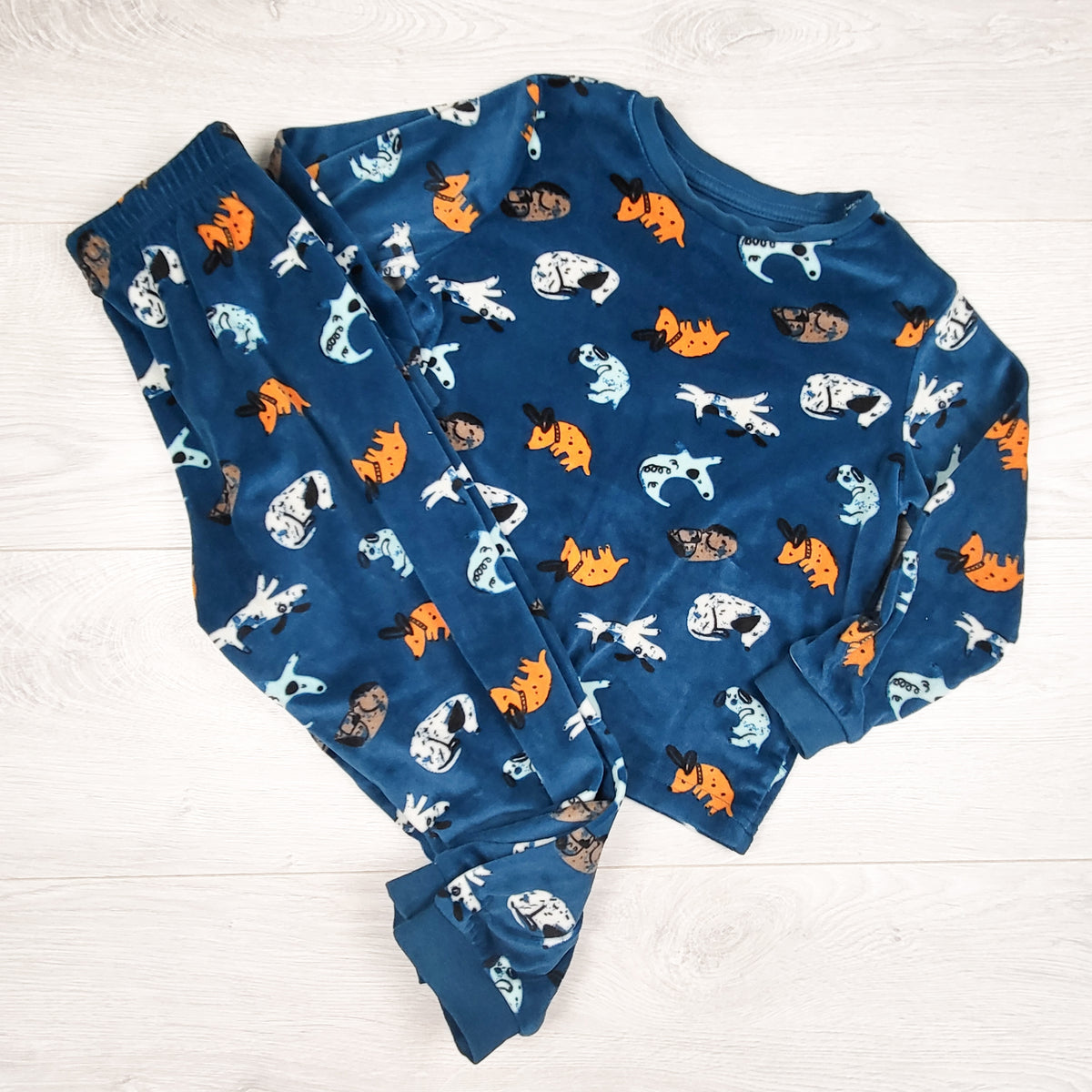 George teal 2pc micro plush PJs with dogs. Size 4T