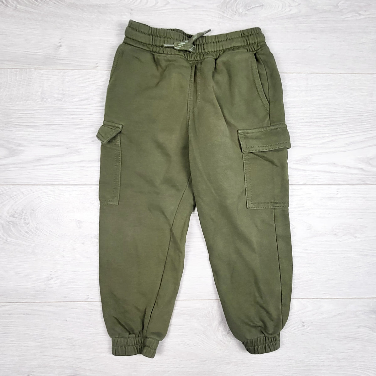 H and M green cotton drawstring joggers. Size 2/3T
