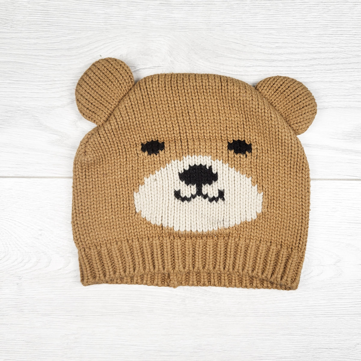 Brown bear toque. Seems toddler sized