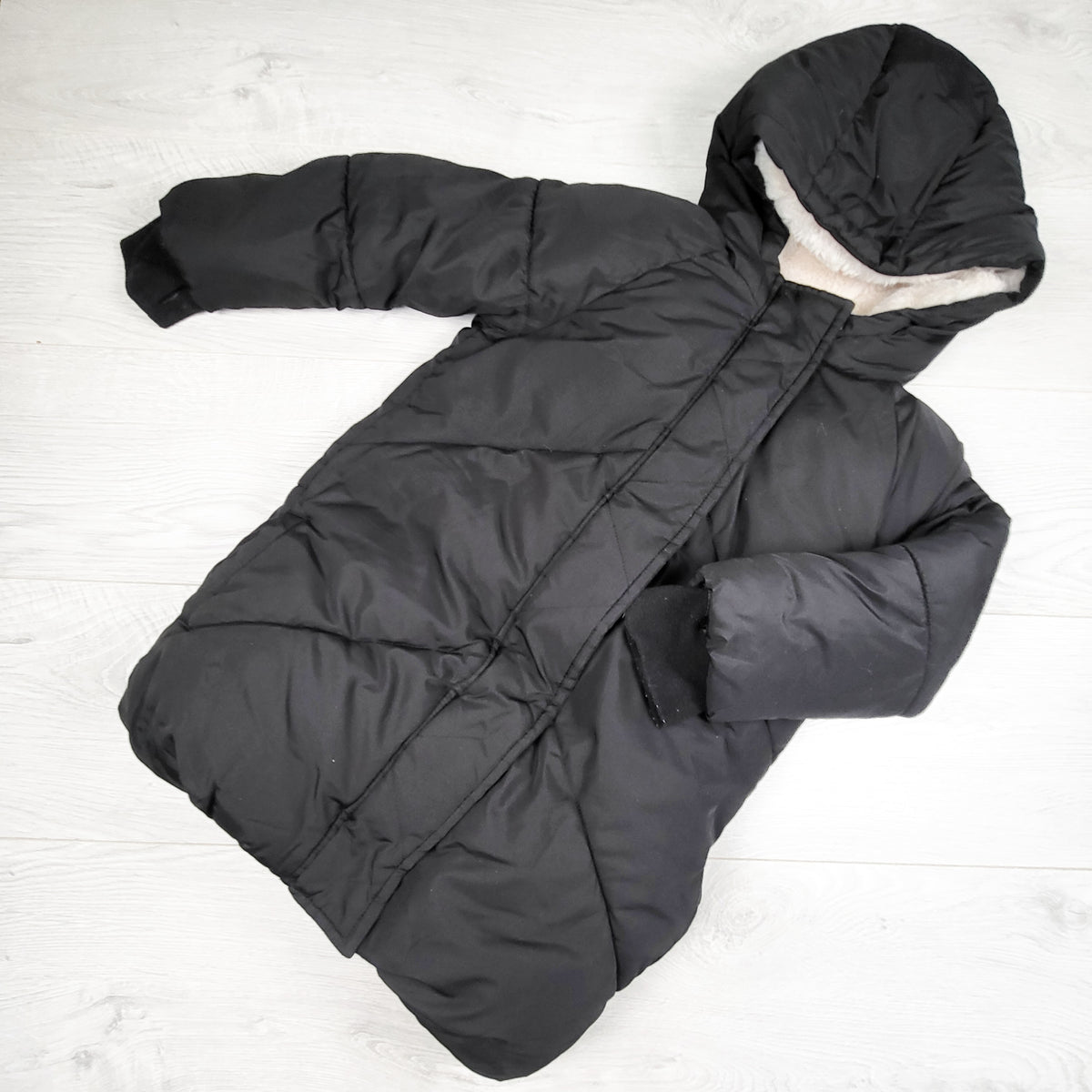 Gap black longline sherpa lined puffer coat. Size 5T