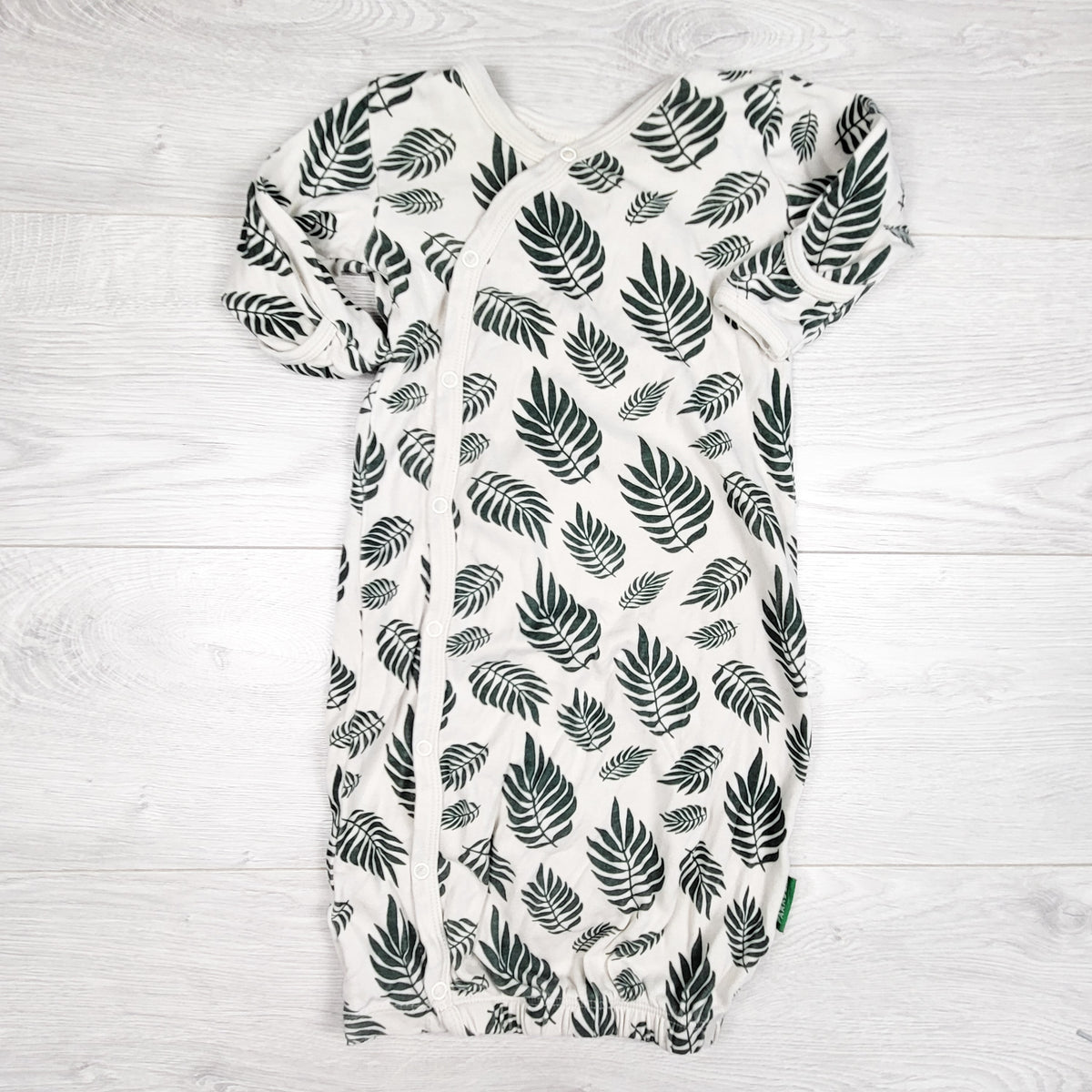 Parade Organic leaf print organic cotton sleep gown. Size 3-6 months