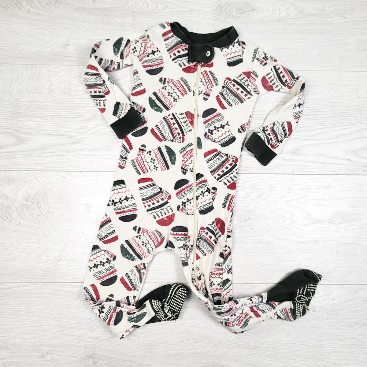 Burt's Bees zippered cotton sleeper with mittens. Size 12 months
