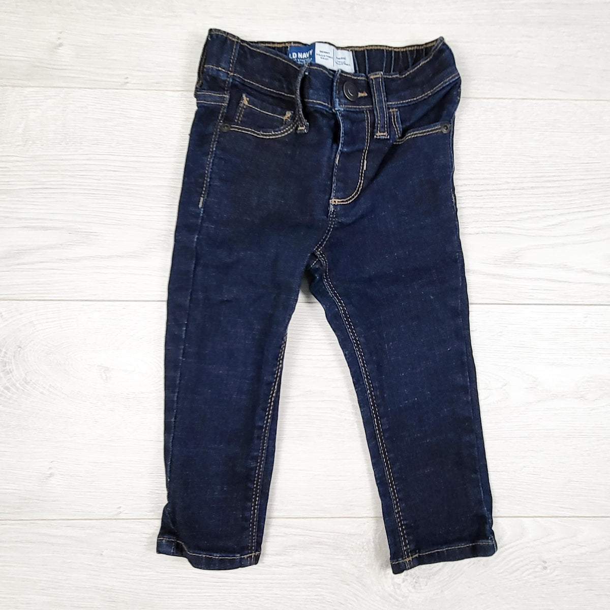 Old Navy dark wash skinny jeans. Size 18-24 months