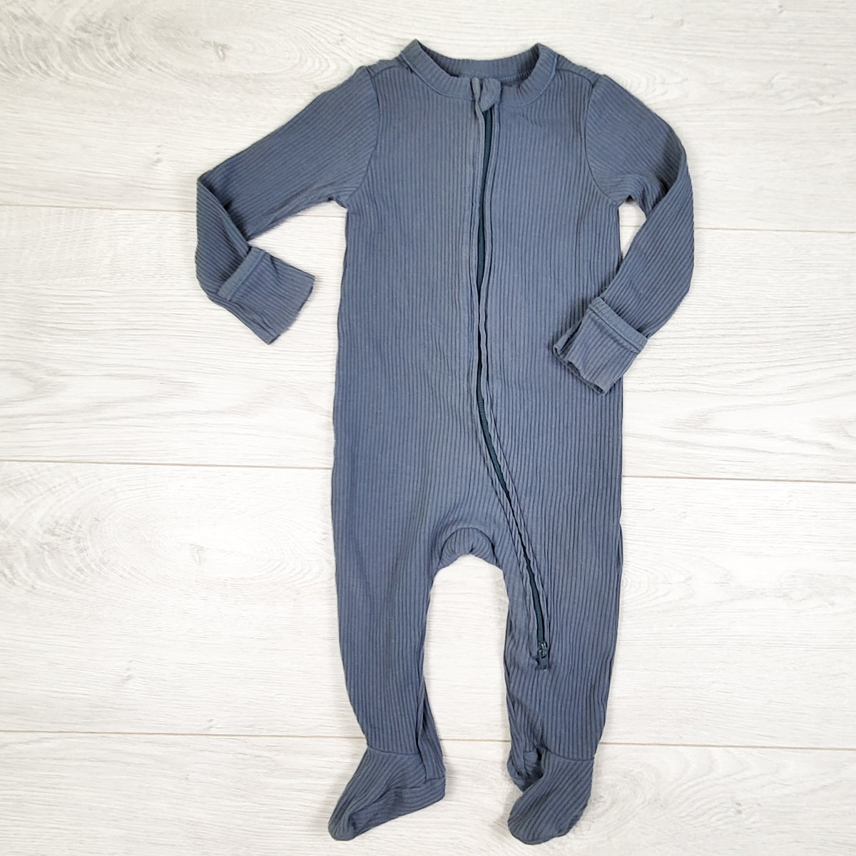 Old Navy blue-grey ribbed zippered sleeper. Size 6-9 months