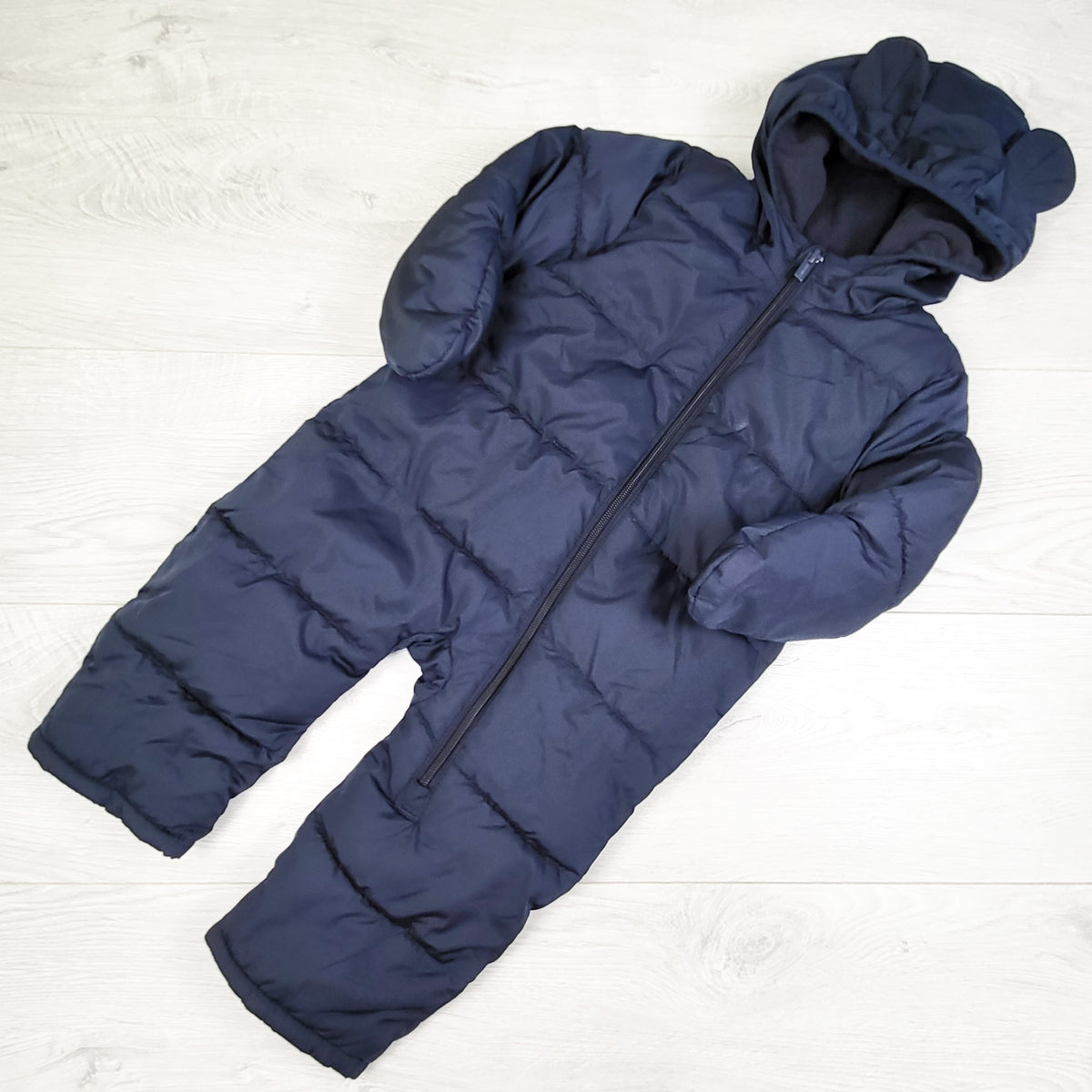 Old Navy navy fleece lined snowsuit. Size 12-18 months