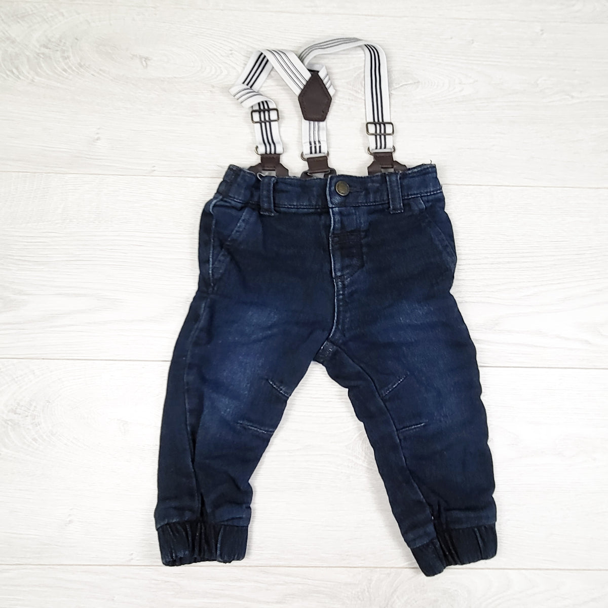 Joe Fresh dark wash jeans with removable suspenders. Size 12-18 months