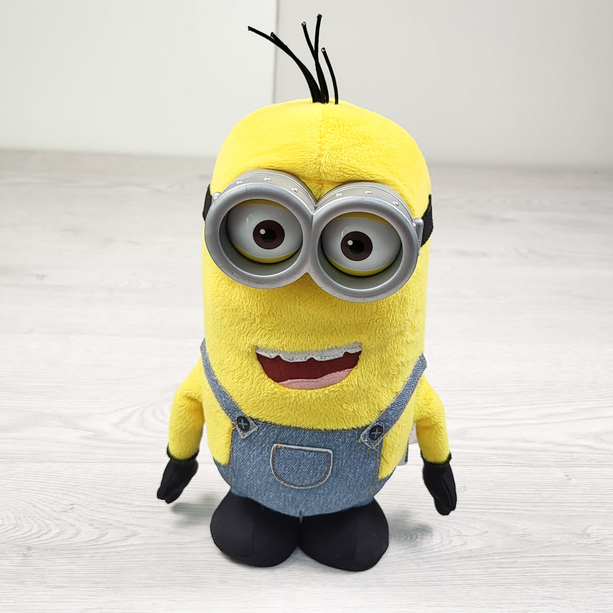 Minions plush Kevin toy (sorry, no shipping)