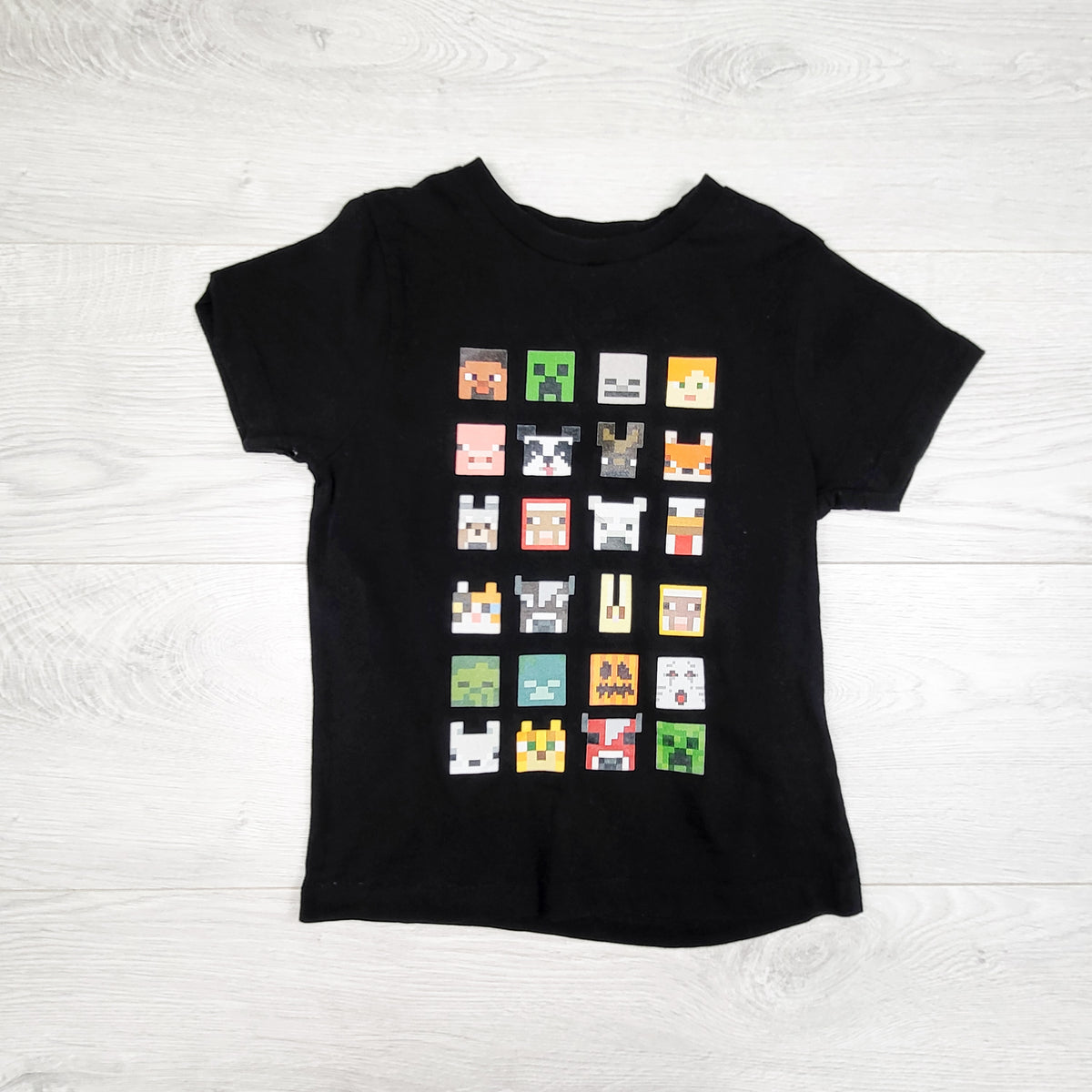 Black Minecraft t-shirt. Size 5T
