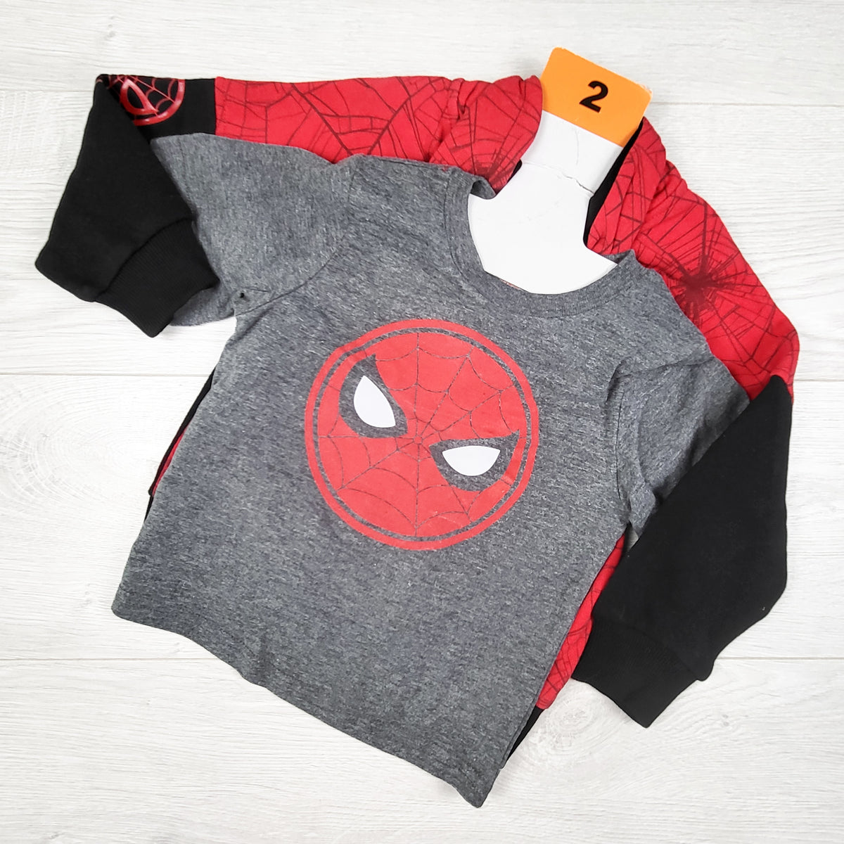 NEW - Spider-man 2pc set. Size 2T