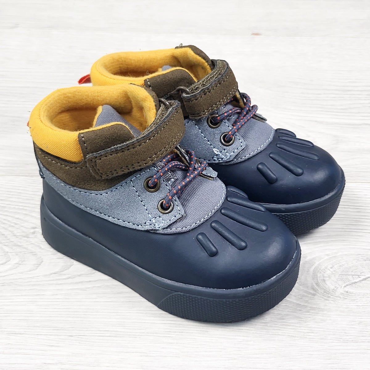 Joe Fresh duck boots. Size 5 (toddler)