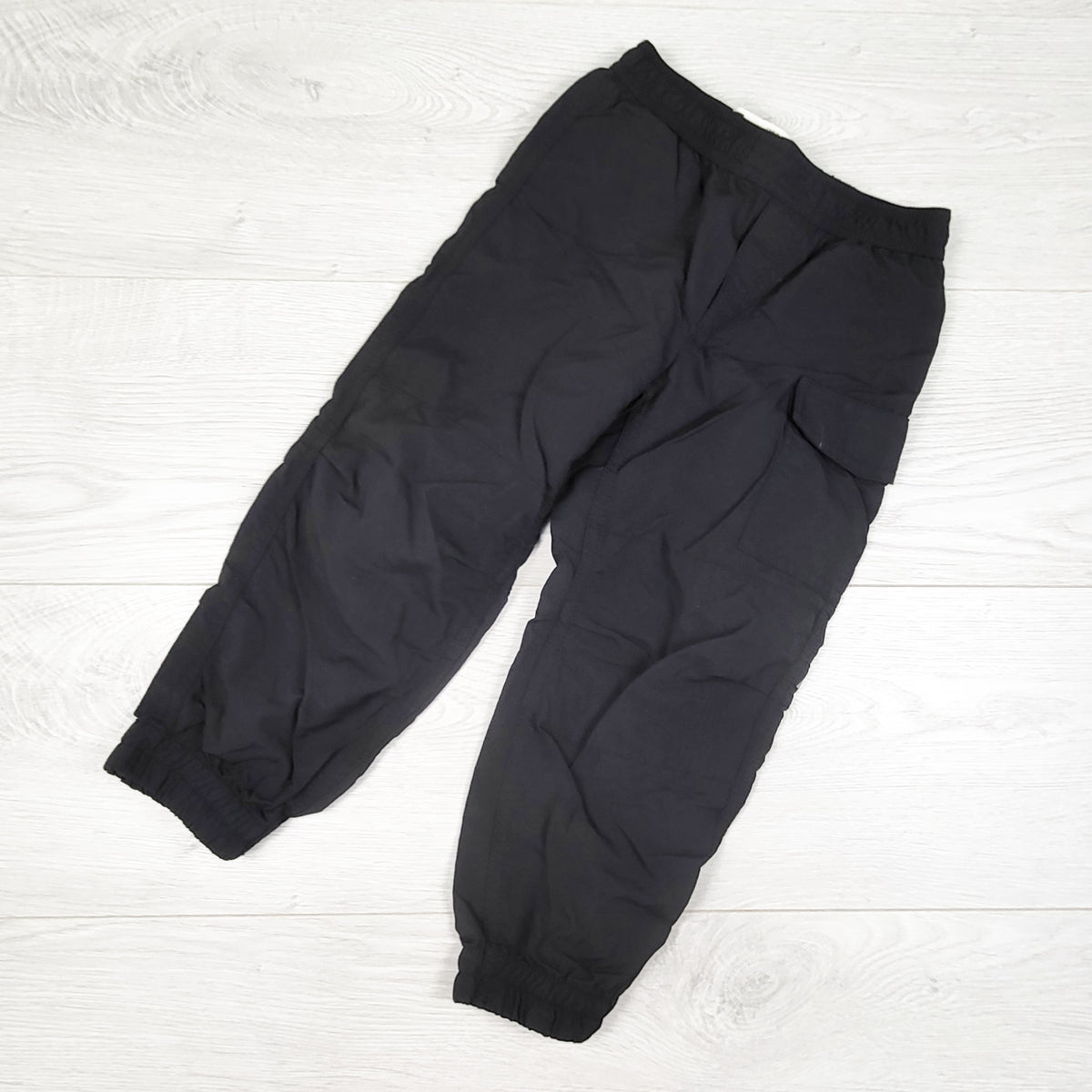 MEC black lightweight hiking pants. Size 4T