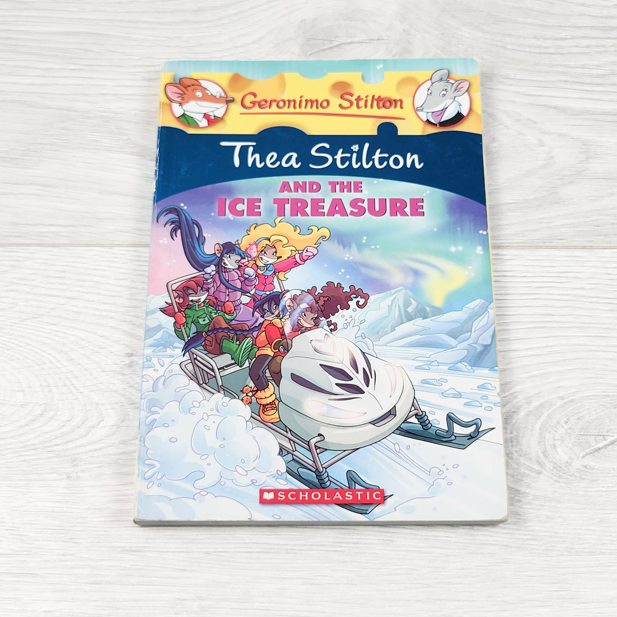 Thea Stilton and the Ice Treasure. Soft cover chapter book