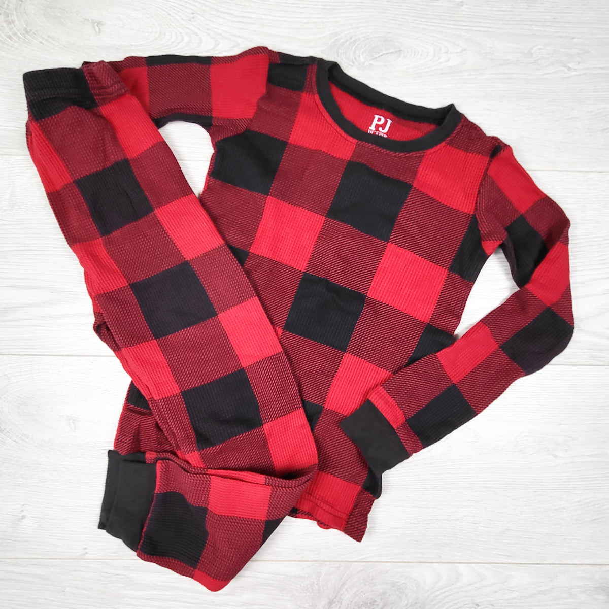 Children's Place red buffalo plaid waffle knit 2pc PJs. Size 5T