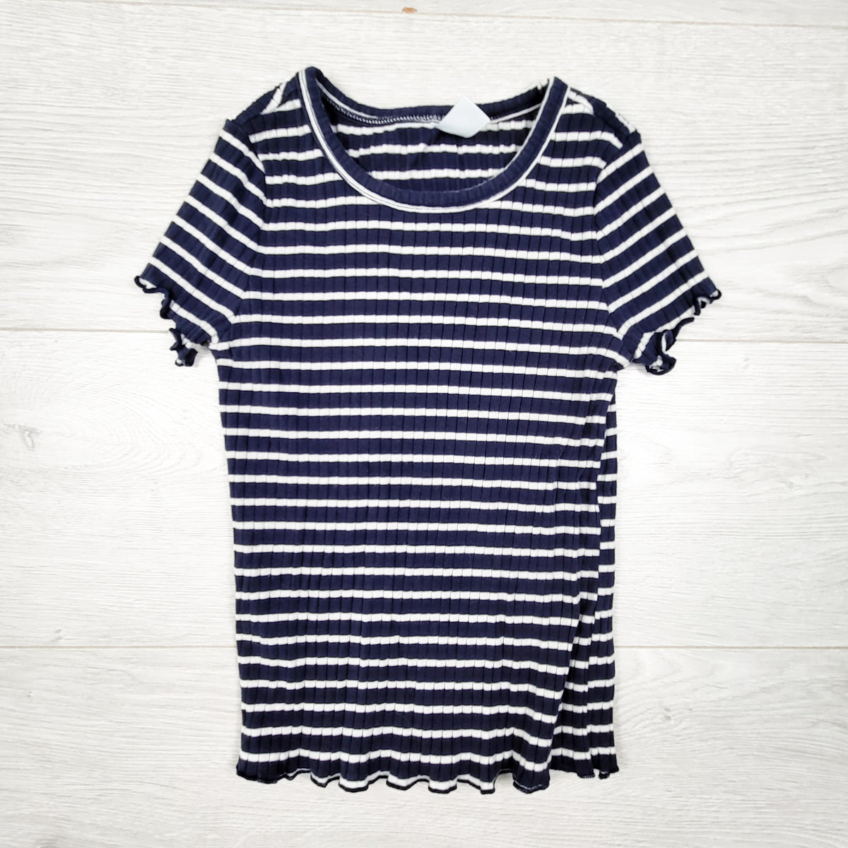 Old Navy white and navy striped rib knit top. Size 5T