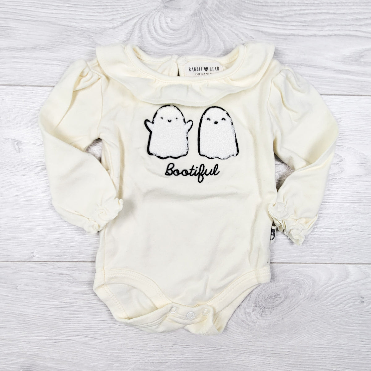 Rabbit and Bear cream coloured "Bootiful" bodysuit with chenille ghosts. Size 0-3 months