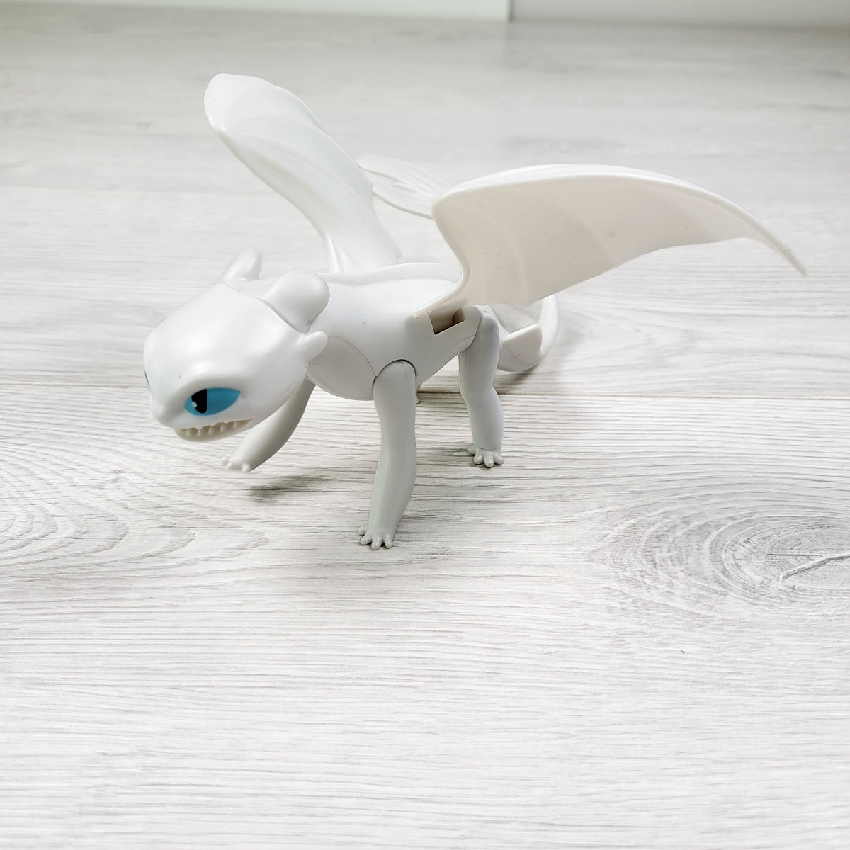 White How to Train Your Dragon action figure