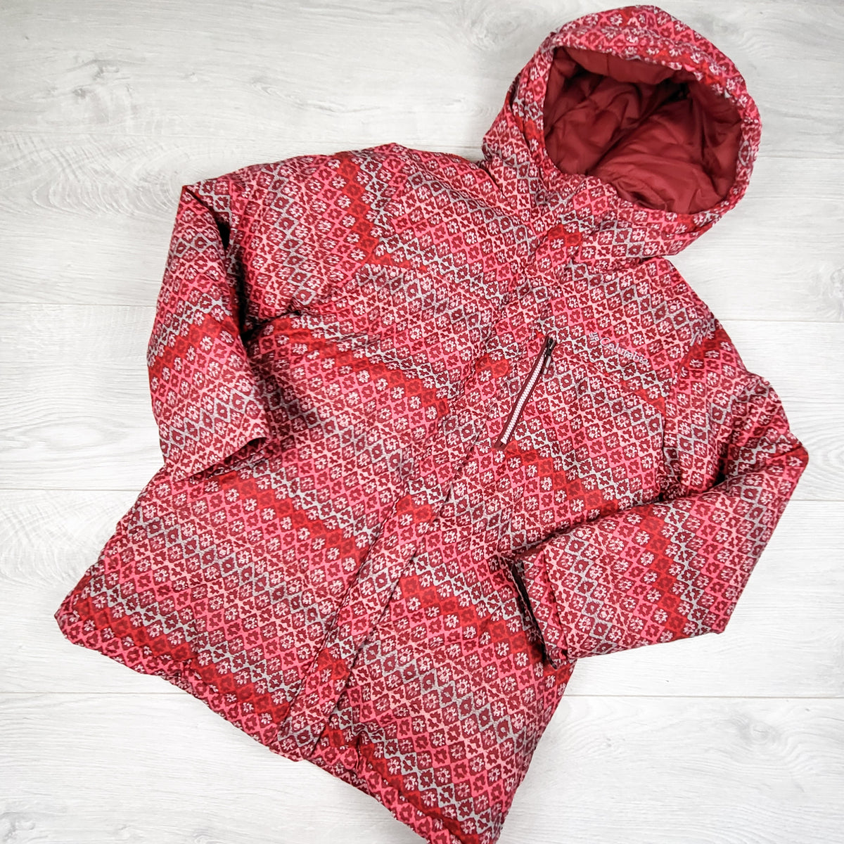 Columbia Girls' Alpine Free Fall II Ski Jacket in "Marsala Diamond Stripe."  Size 7/8
