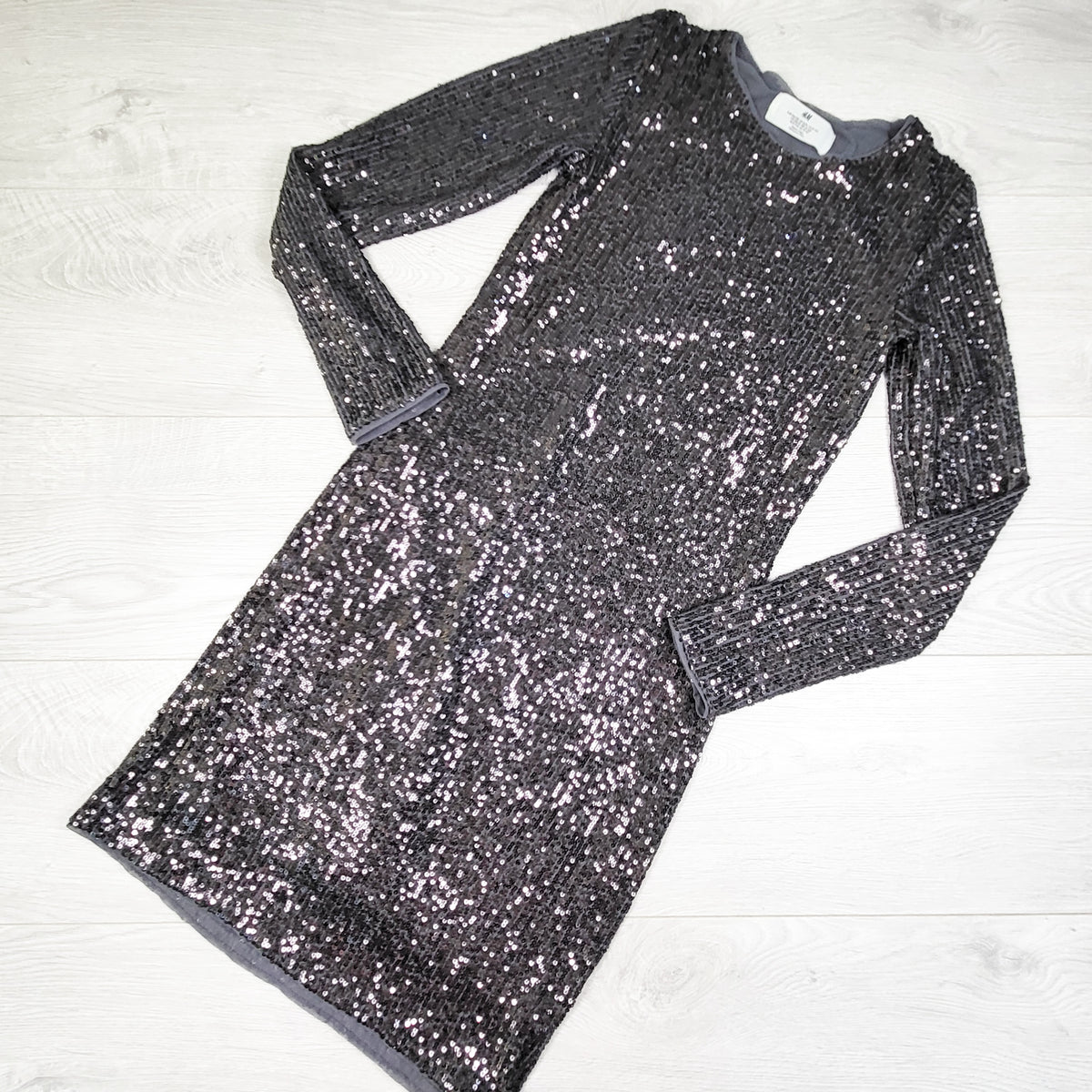 H and M silver sequin special occasion dress. Size 10/12