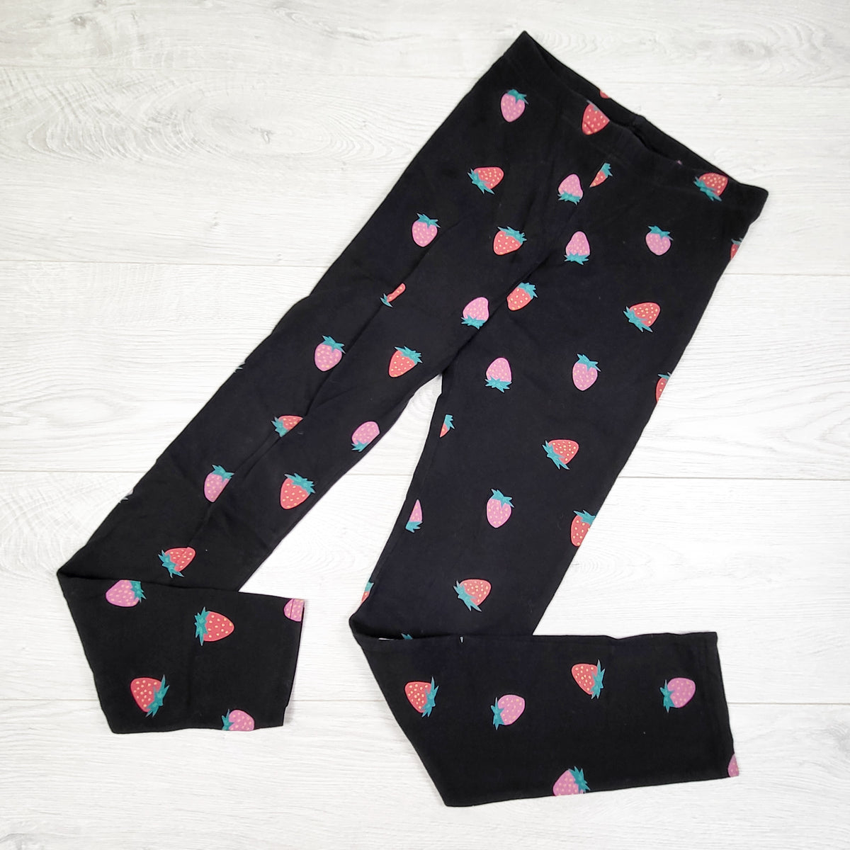 Old Navy black strawberry print leggings. Size 14/16