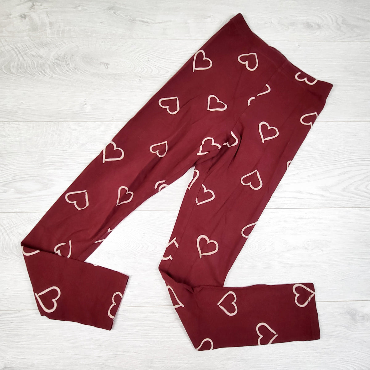 Old Navy burgundy heart print leggings. Size 14/16