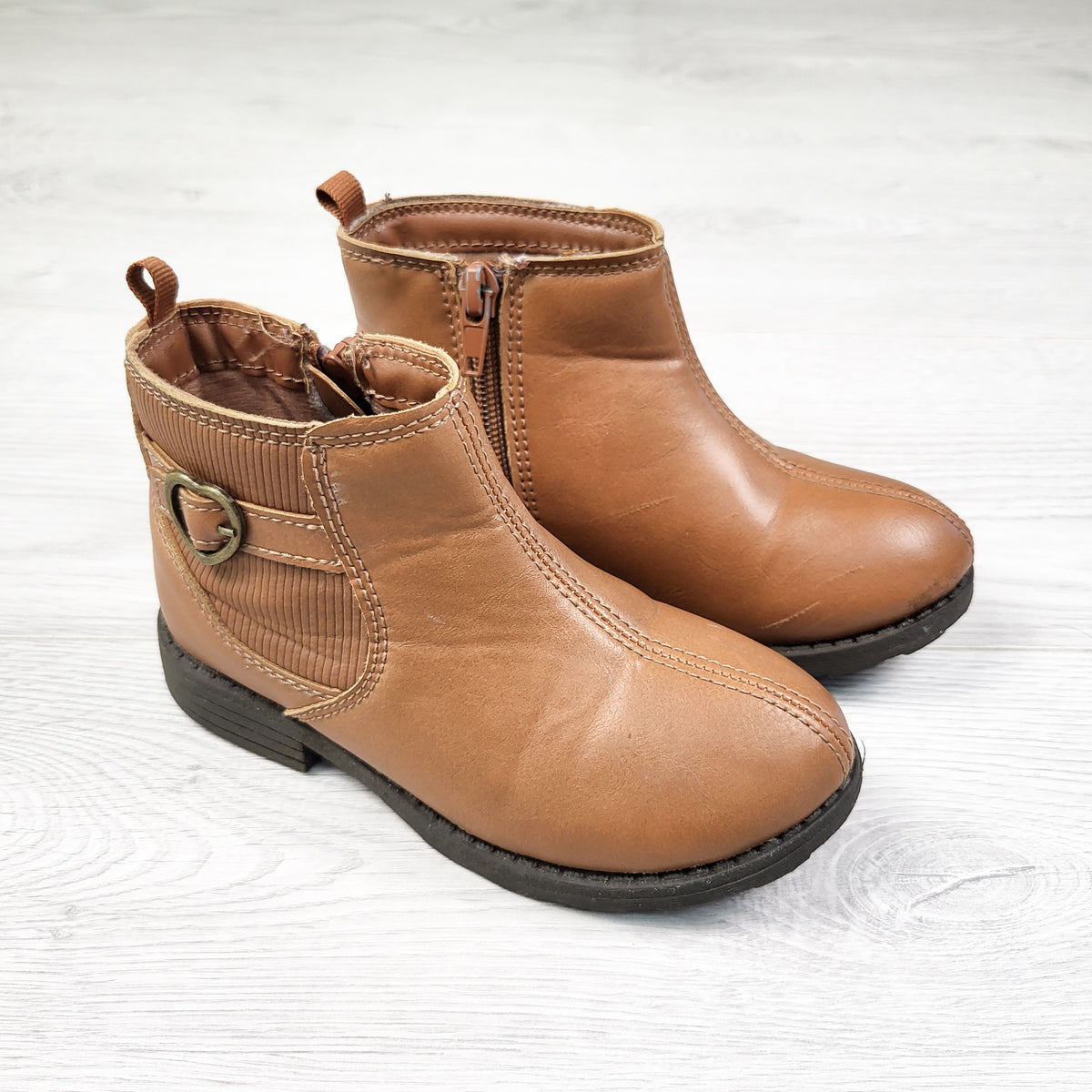 Carters tan faux leather ankle boots. Size 10