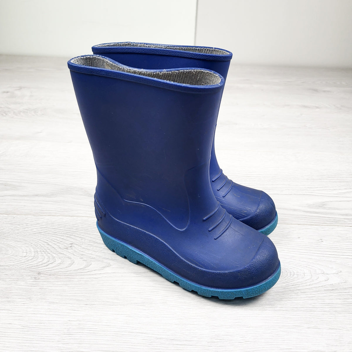 Blue rain boots. Size 10 (sorry, no shipping)