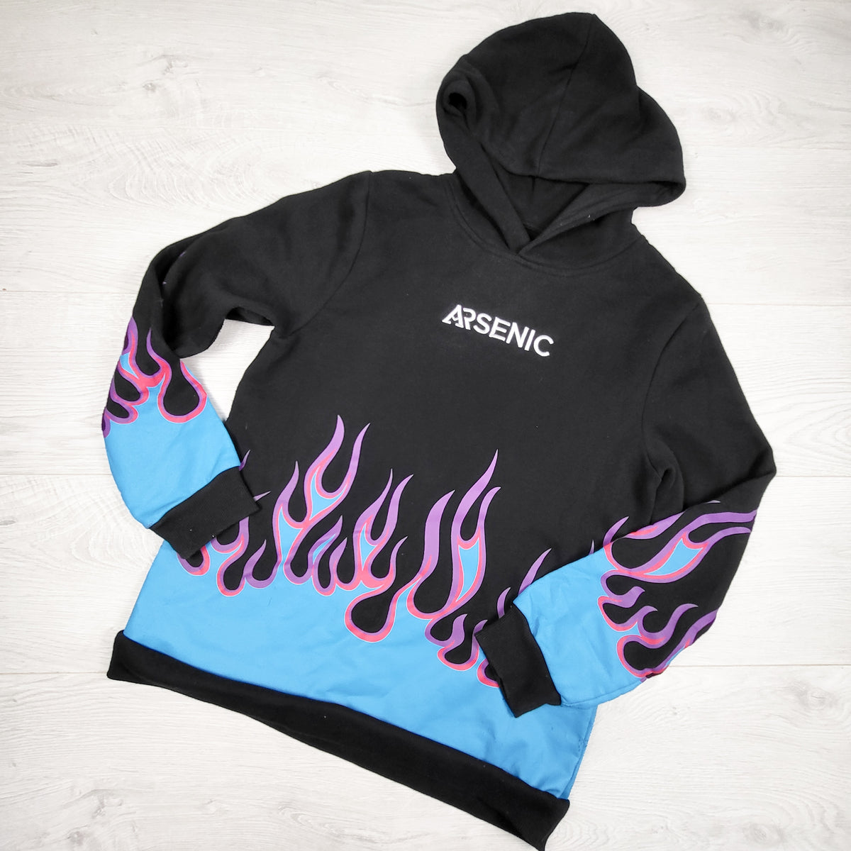 Arsenic black flame print pullover hoodie. Size 14