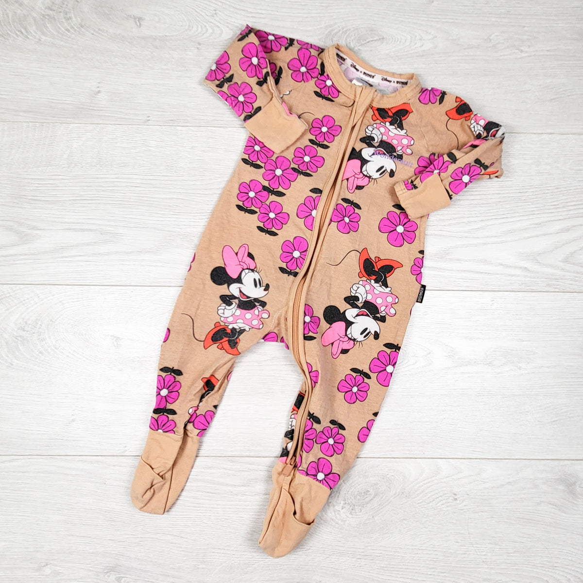 Bonds x Disney carmel coloured zippered Minnie Mouse wondersuit sleeper. Size 3-6 months