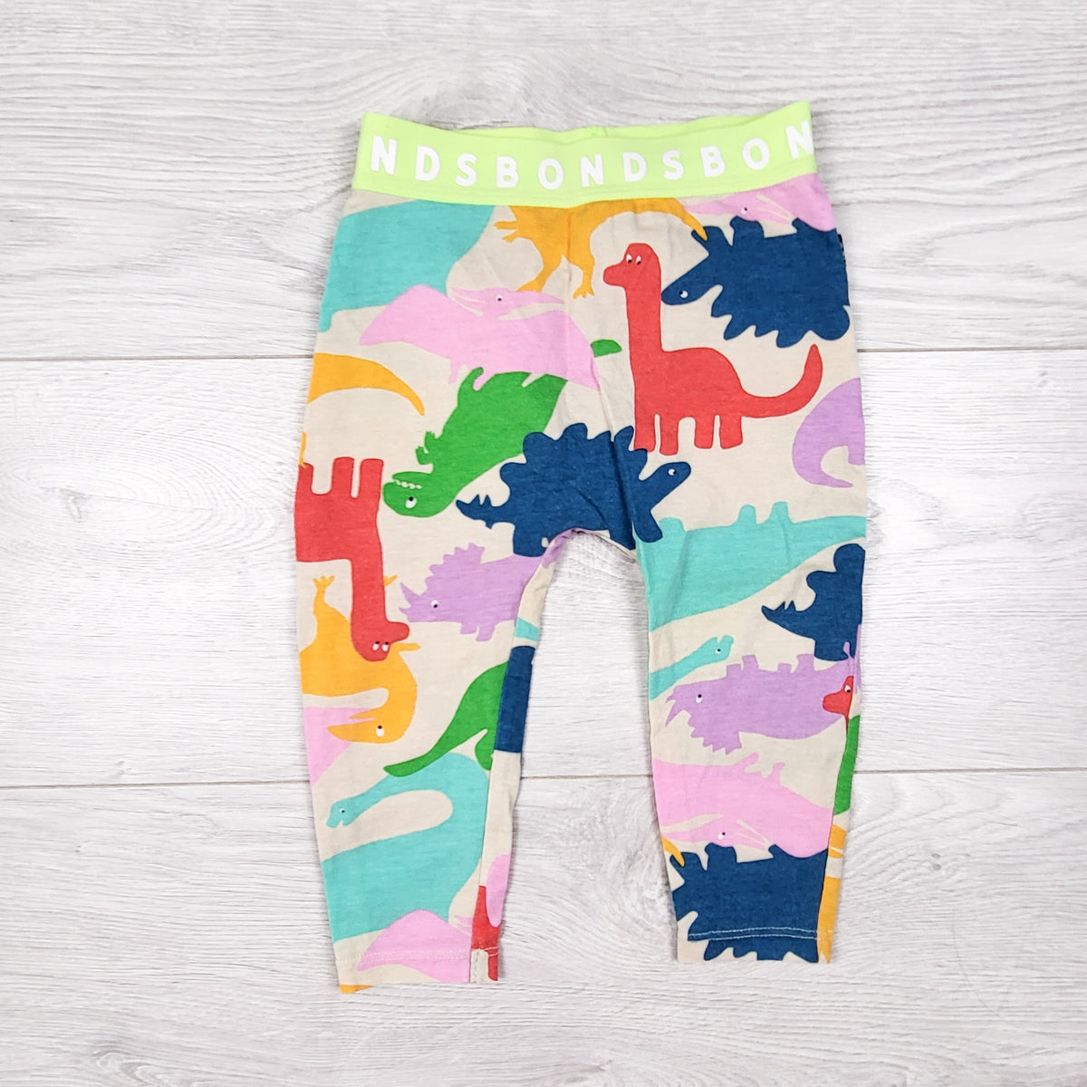 Bonds dinosaur print leggings. Size 6-12 months