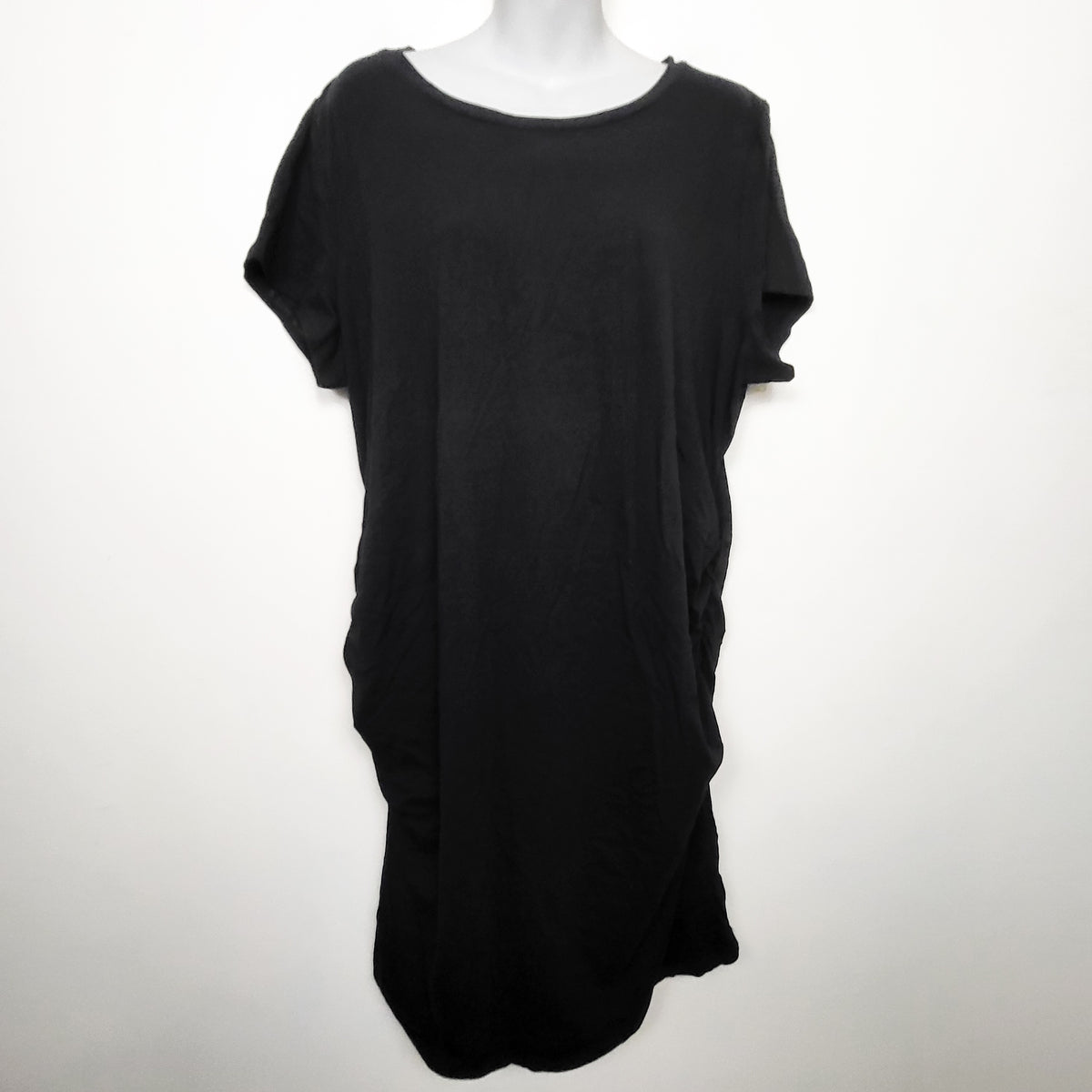 Old Navy Black Maternity Short-Sleeve Ruched T-Shirt Dress. Size XXL
