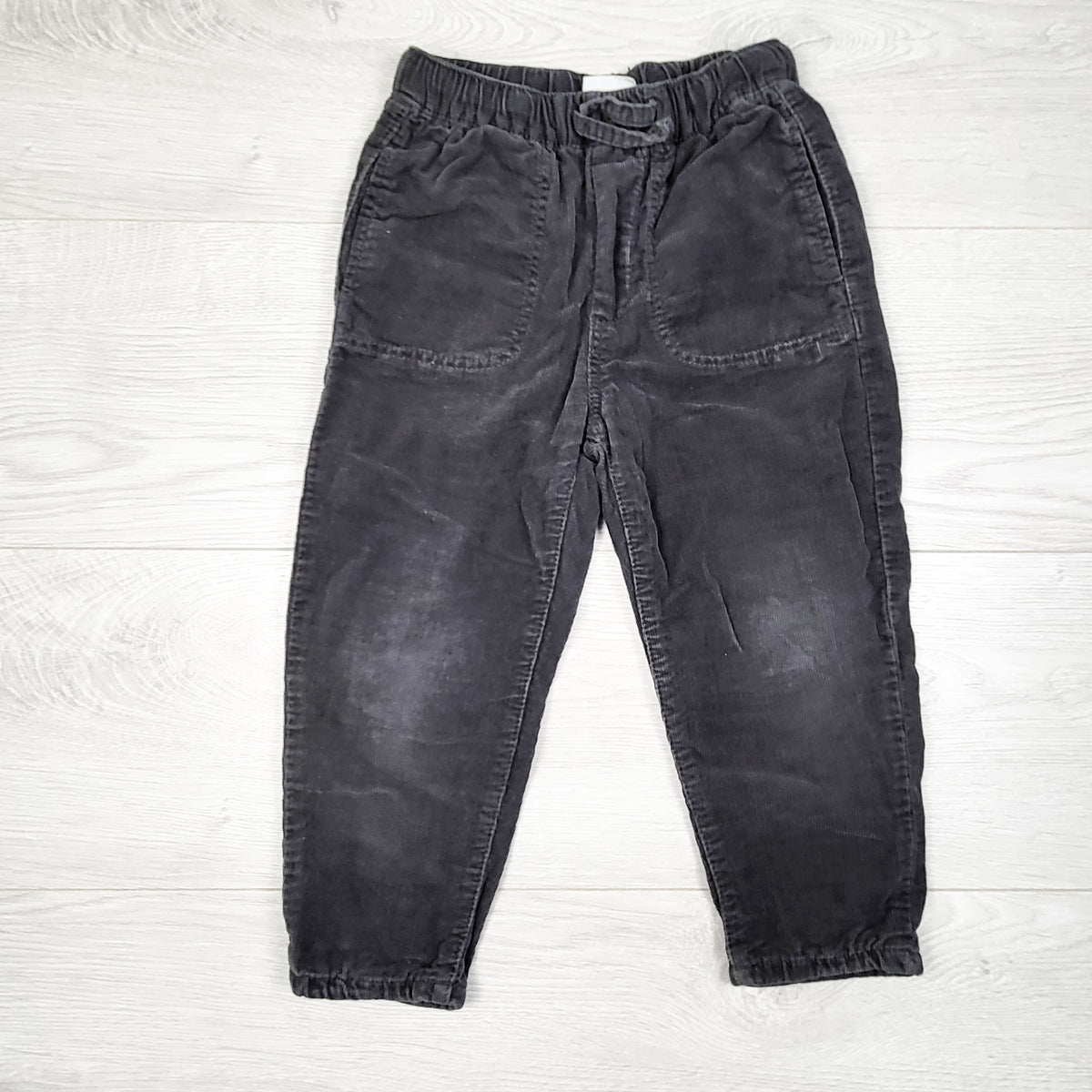 Zara grey pull-on corduroy pants. Size 3/4T