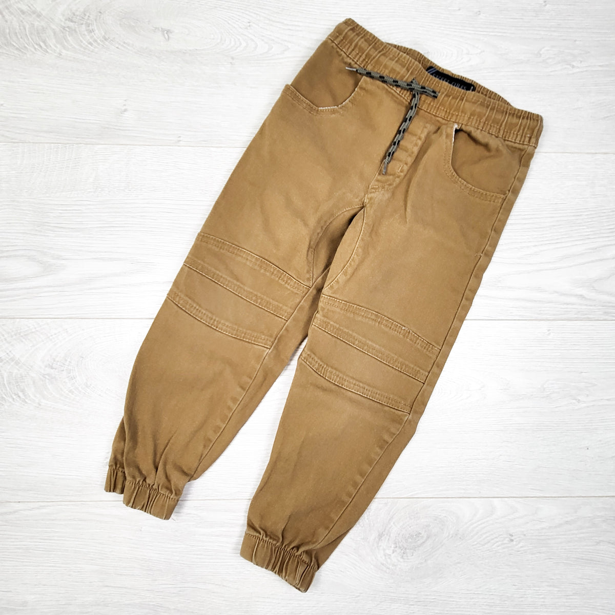 Street Rules tan twill joggers. Size 4T